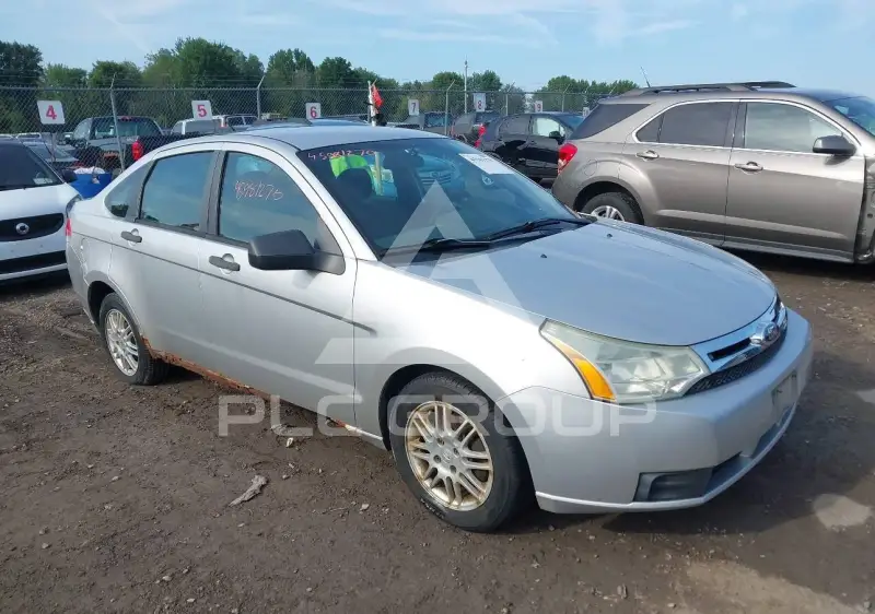 2011 Ford FOCUS photo