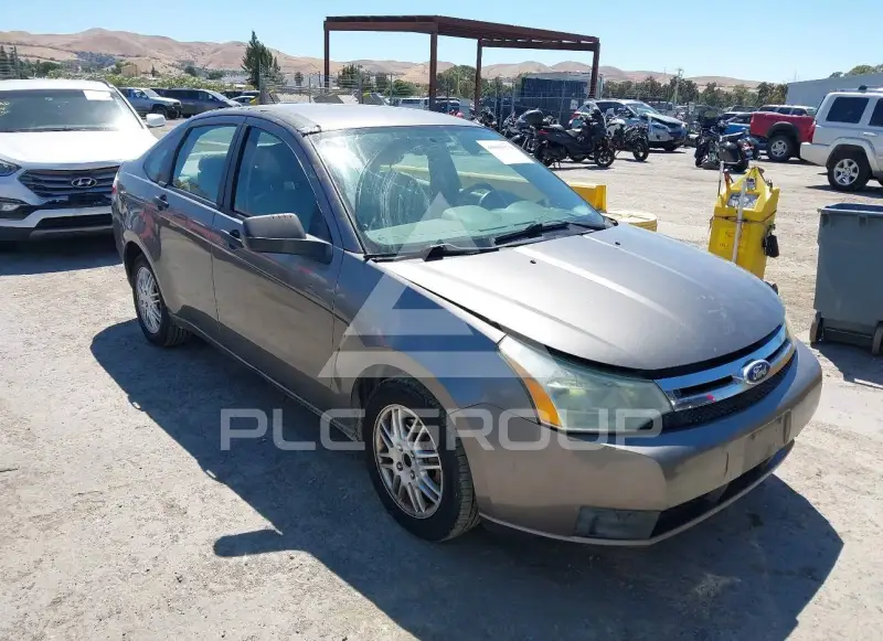 2011 Ford FOCUS photo