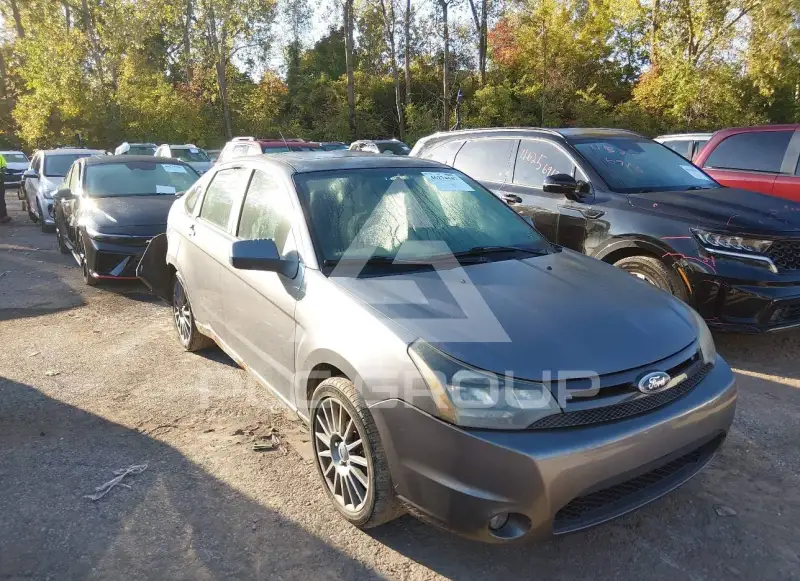 2011 Ford FOCUS фото