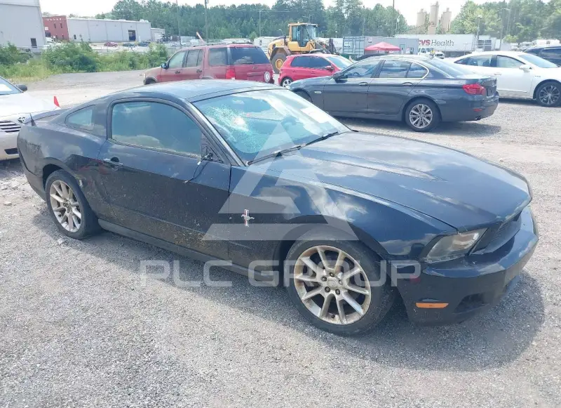 2011 Ford MUSTANG фото