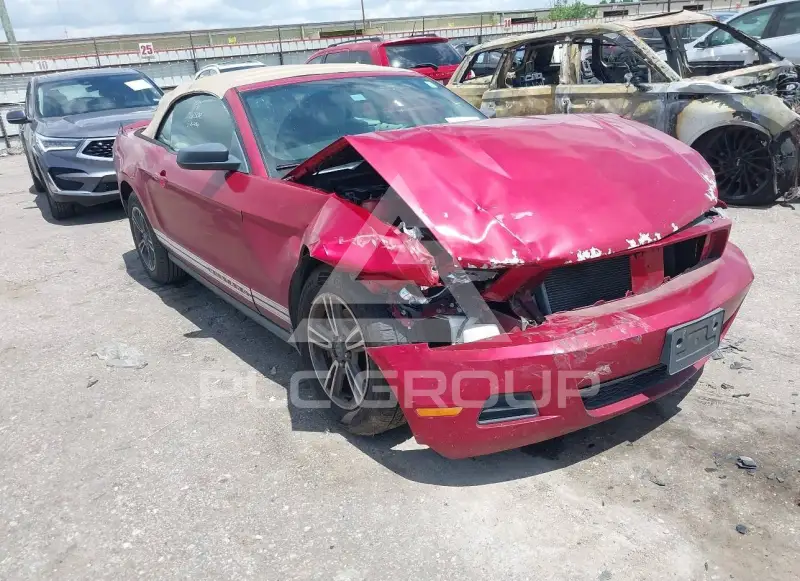 2011 Ford MUSTANG photo