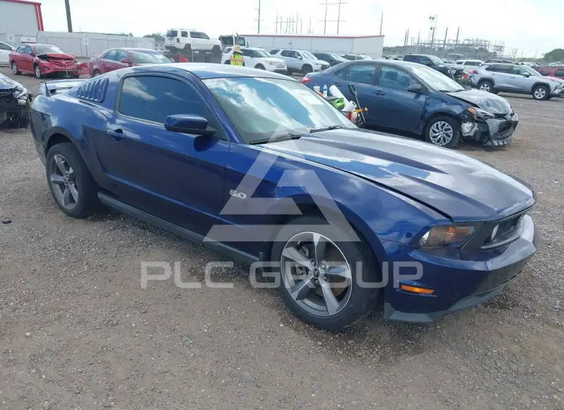 2011 Ford MUSTANG фото