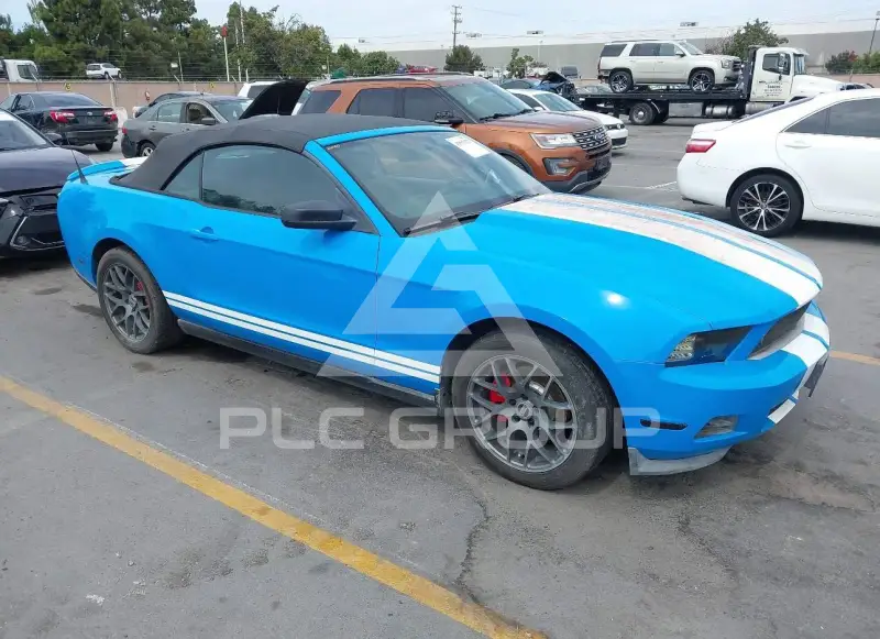 2011 Ford MUSTANG фото