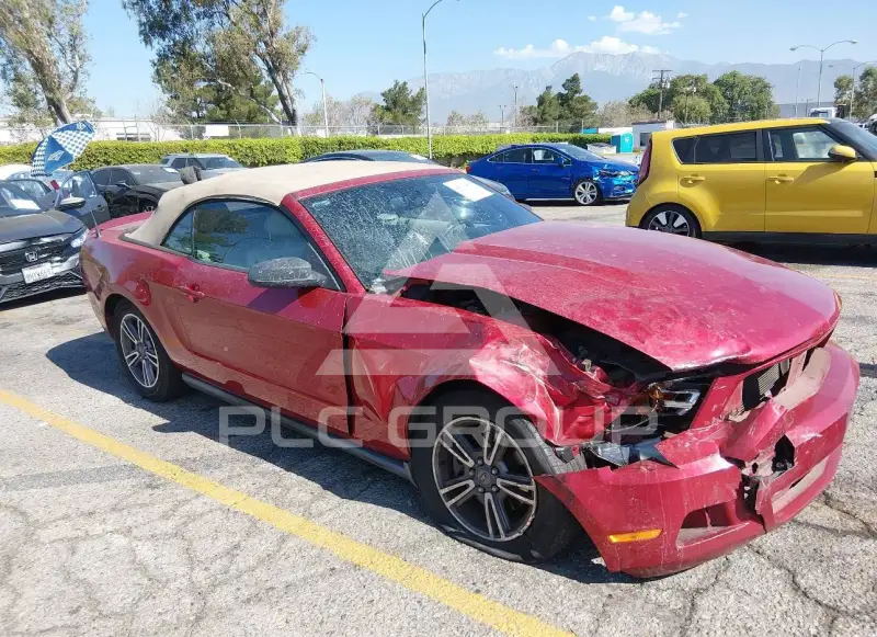 2011 Ford MUSTANG фото
