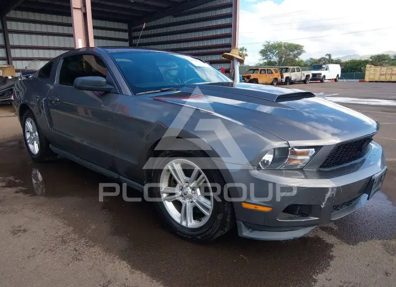 2011 Ford MUSTANG фото