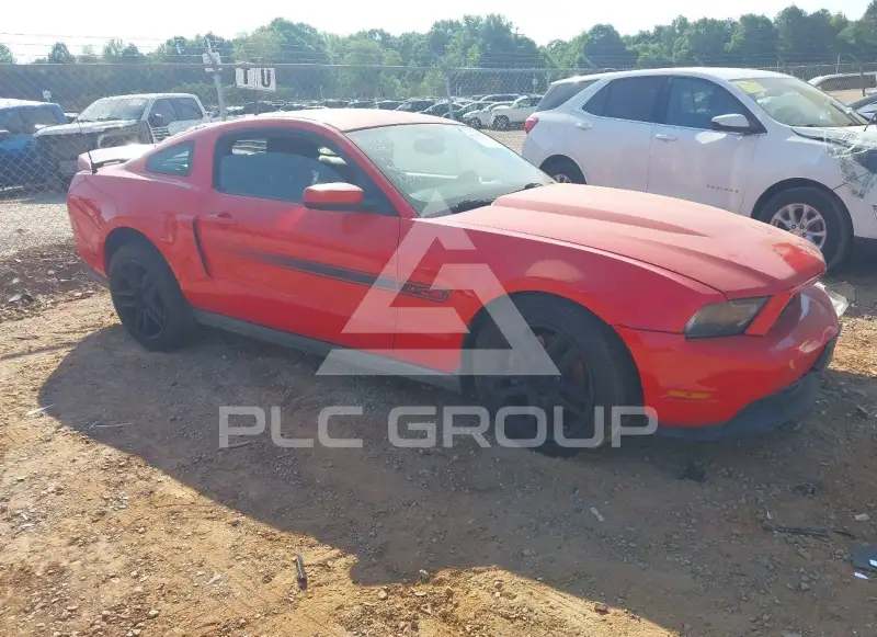 2011 Ford MUSTANG photo