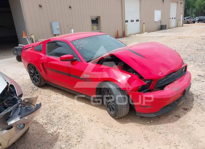 2011 Ford MUSTANG photo