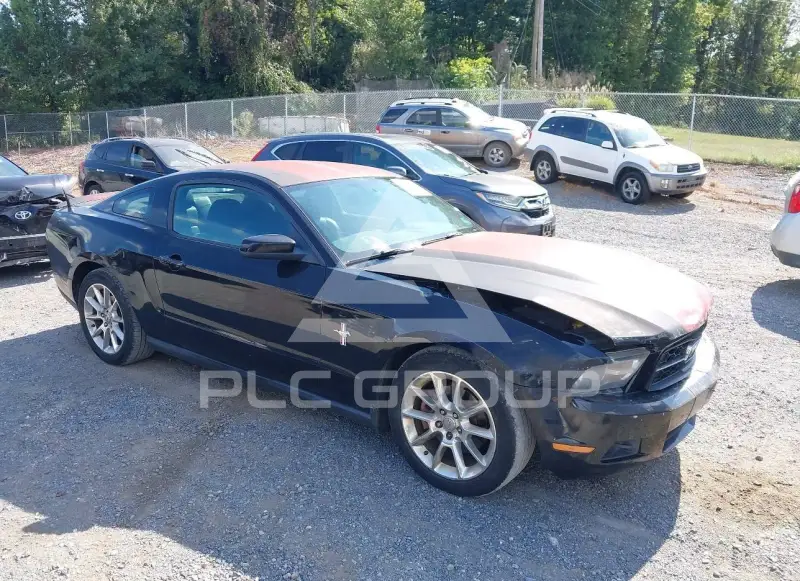 2011 Ford MUSTANG фото
