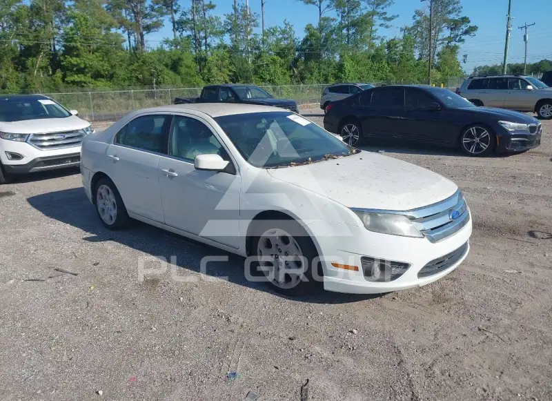 2011 Ford FUSION фото