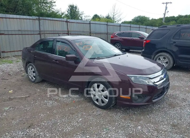 2011 Ford FUSION фото