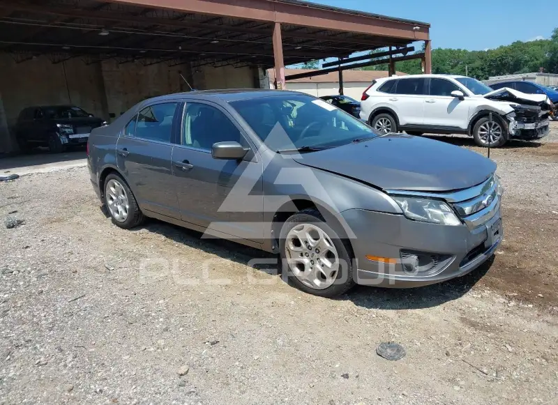 2011 Ford FUSION фото