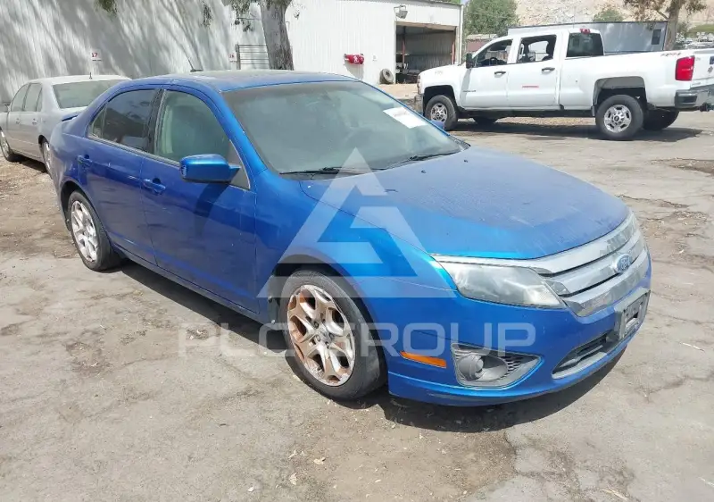 2011 Ford FUSION фото