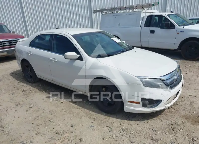 2011 Ford FUSION фото