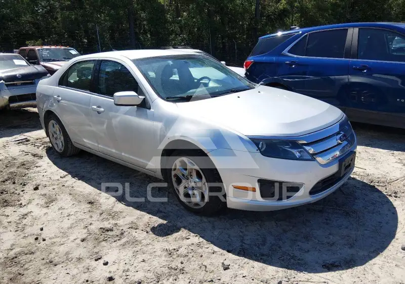 2011 Ford FUSION фото