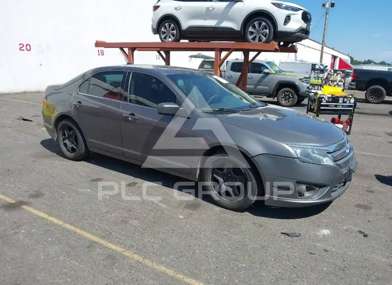 2011 Ford FUSION photo