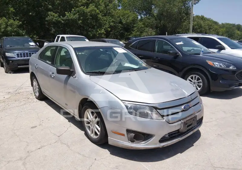2011 Ford FUSION фото