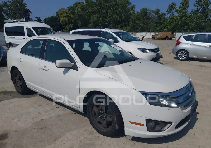 2011 Ford FUSION photo