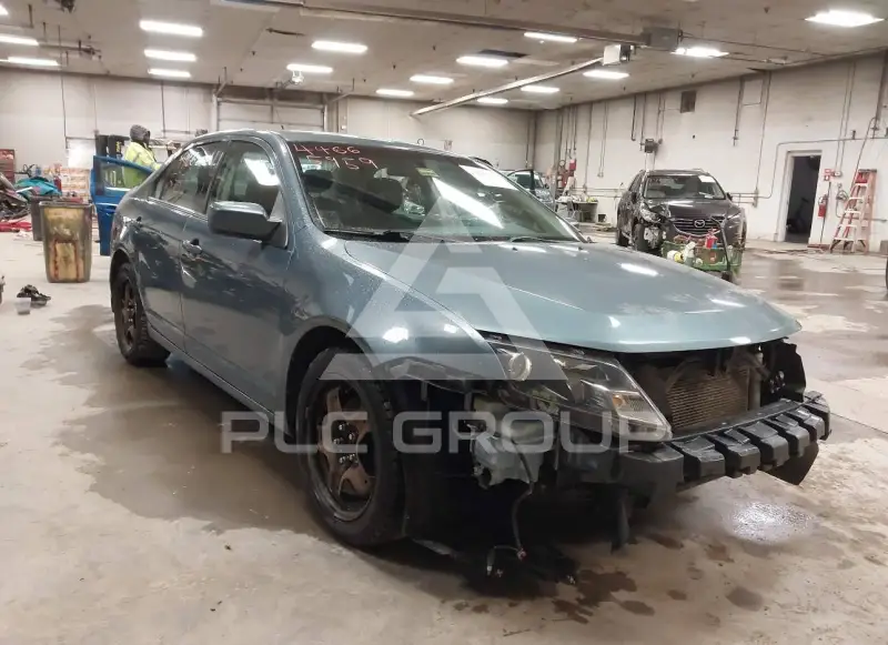 2011 Ford FUSION фото