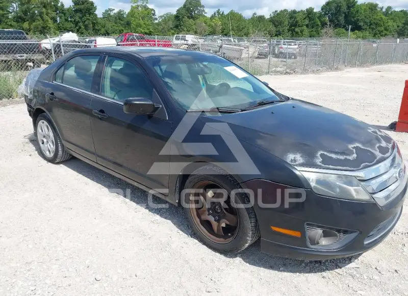 2011 Ford FUSION фото