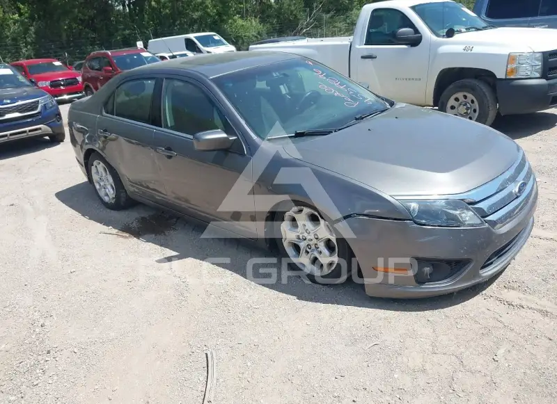 2011 Ford FUSION фото