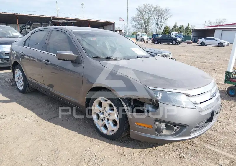 2011 Ford FUSION фото
