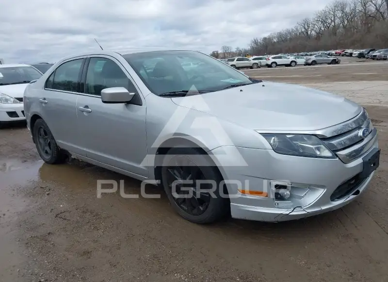 2011 Ford FUSION фото