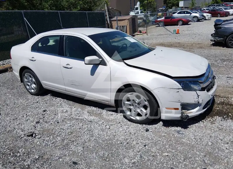 2011 Ford FUSION фото