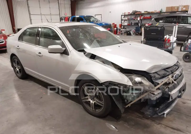 2011 Ford FUSION фото