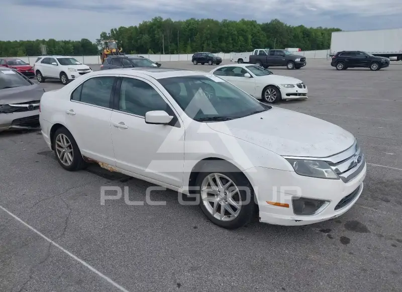 2011 Ford FUSION фото