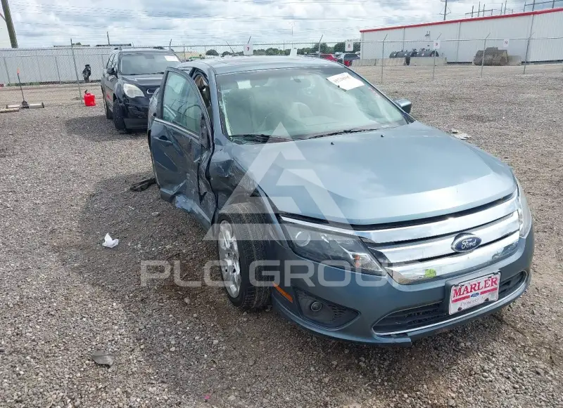 2011 Ford FUSION фото