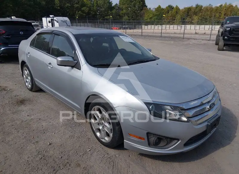 2011 Ford FUSION фото