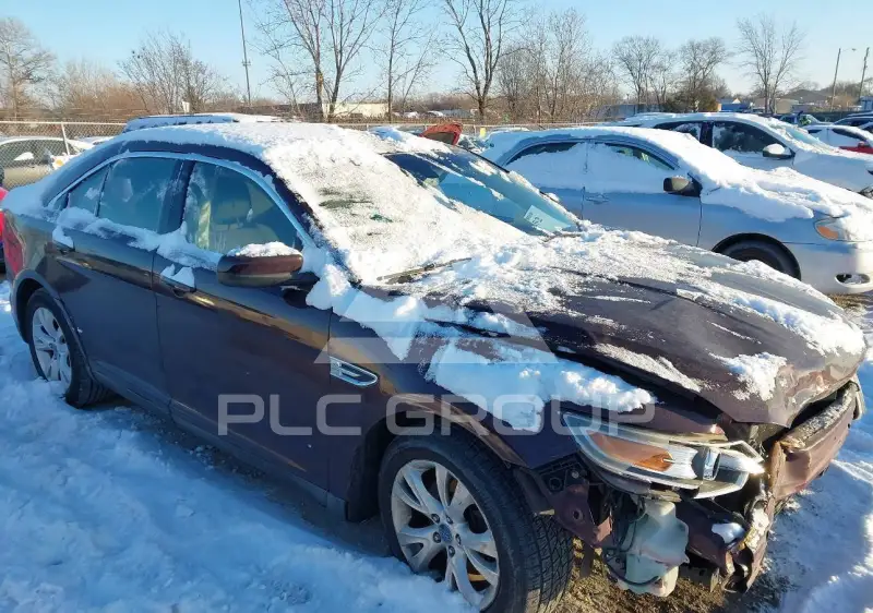 2011 Ford TAURUS photo