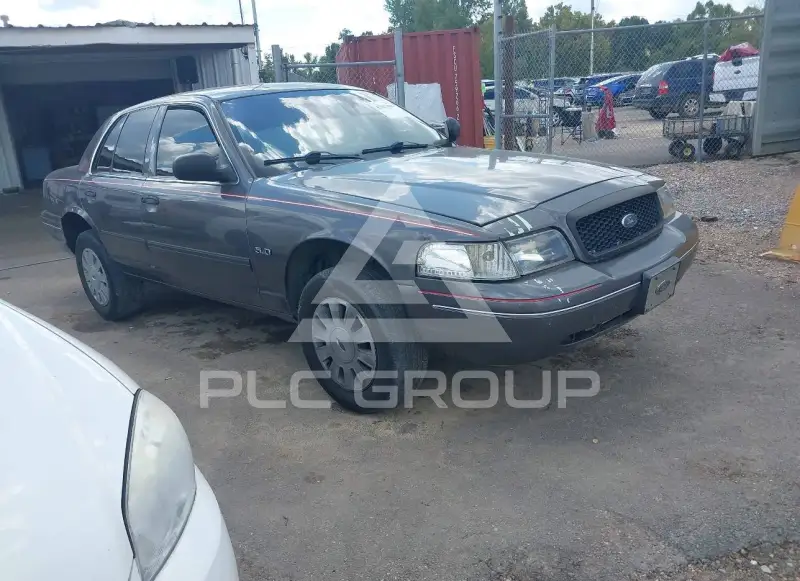 2011 Ford CROWN фото