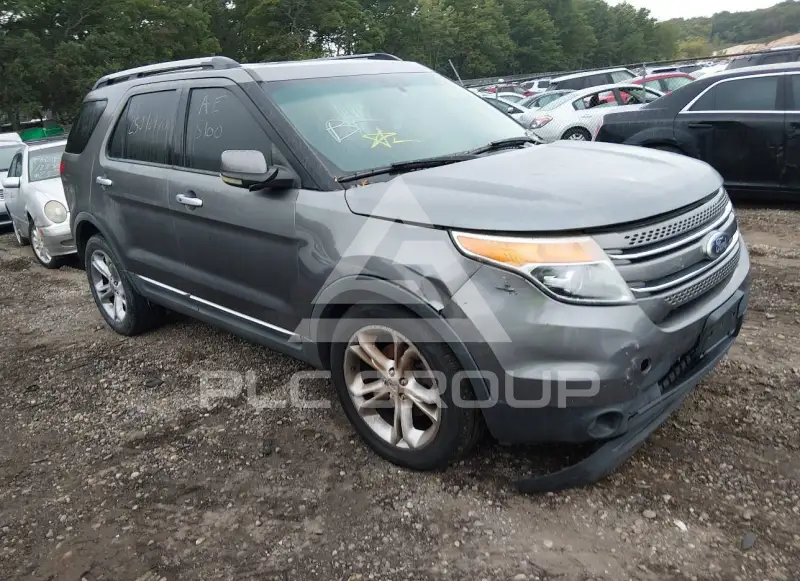 2011 Ford EXPLORER photo