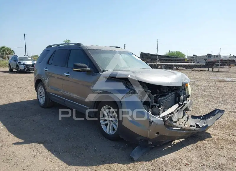 2011 Ford EXPLORER photo