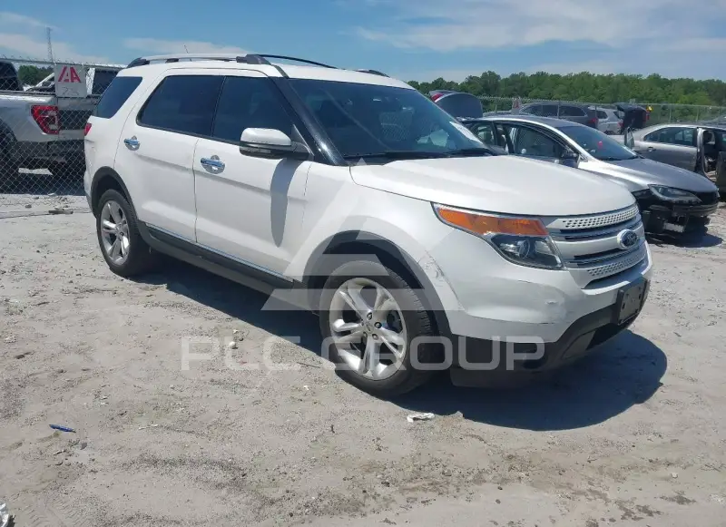 2011 Ford EXPLORER photo