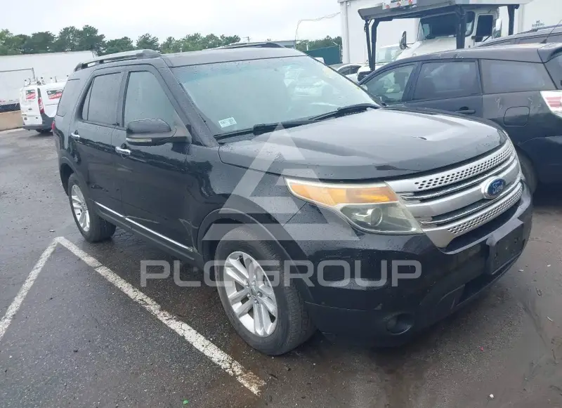 2011 Ford EXPLORER photo