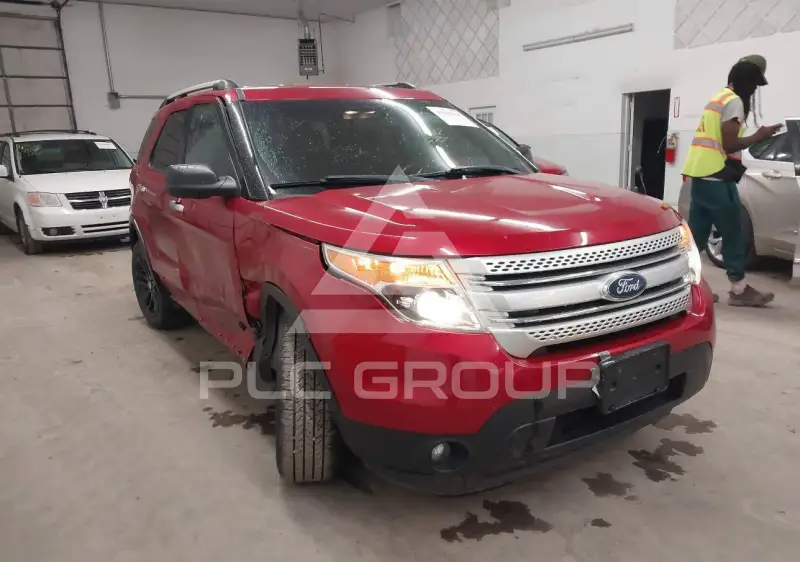 2011 Ford EXPLORER фото