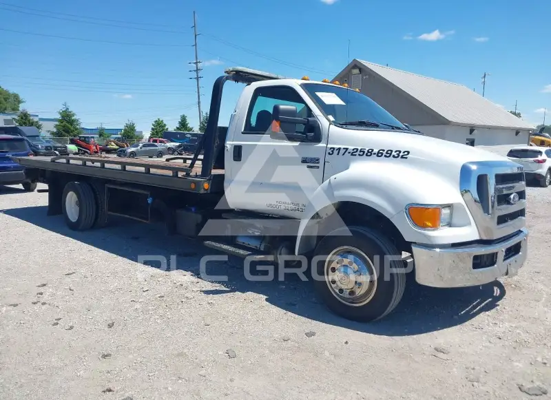 2011 Ford F-650 фото