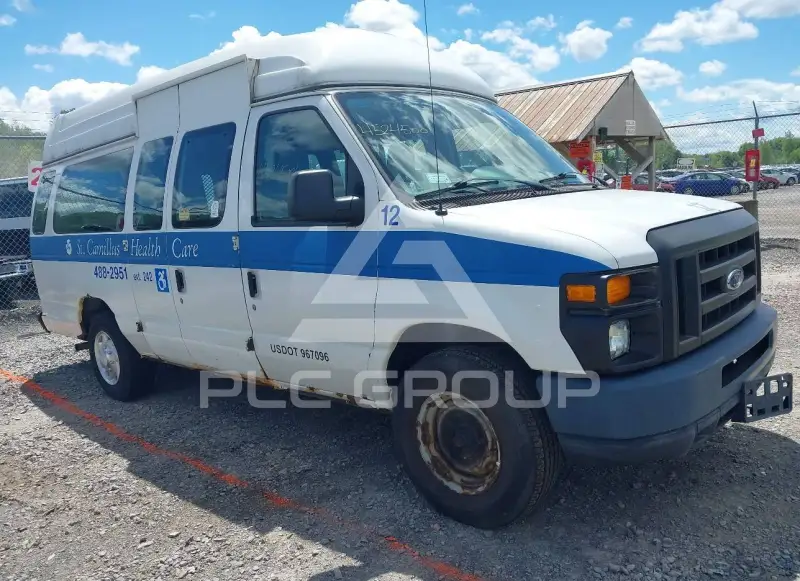 2011 Ford E-250 фото