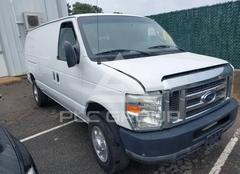 2011 Ford E-250 photo