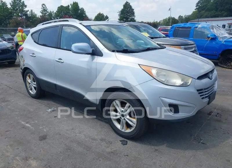 2011 Hyundai Tucson photo