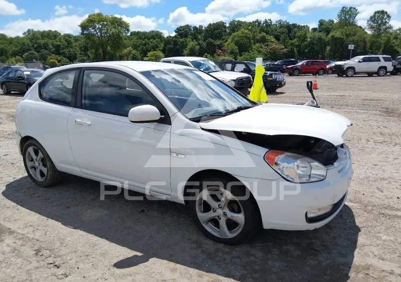 2011 Hyundai Accent фото