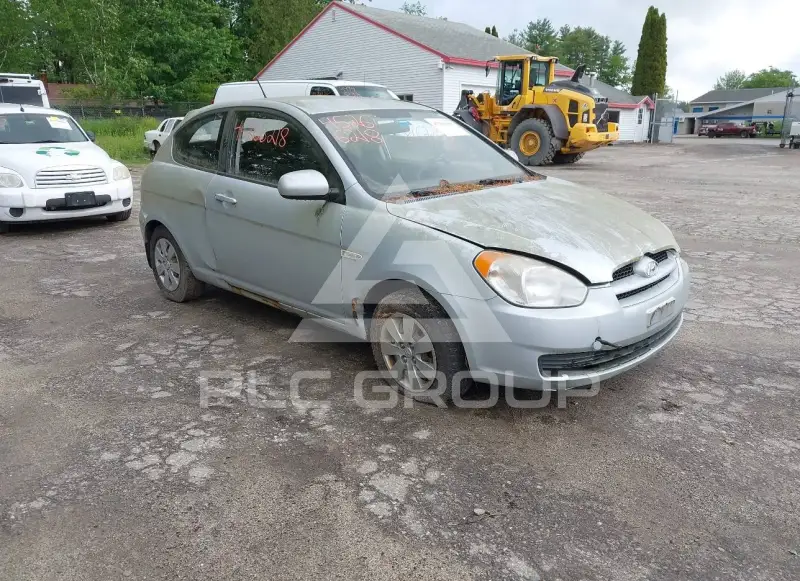 2011 Hyundai Accent фото