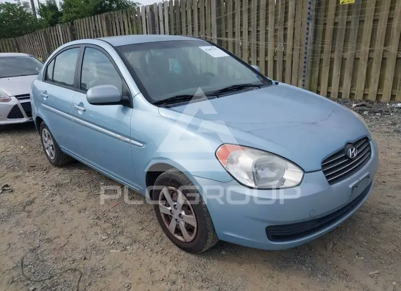 2011 Hyundai Accent фото