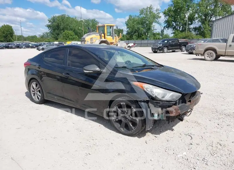 2011 Hyundai Elantra photo