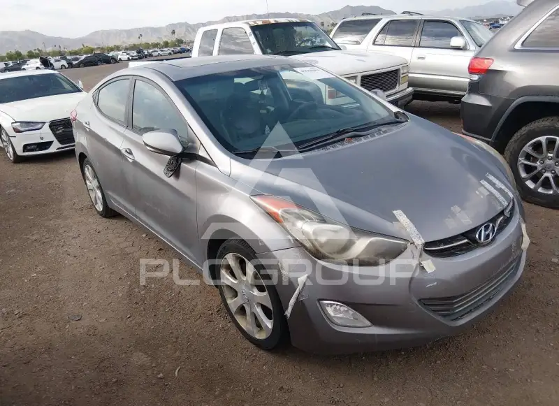 2011 Hyundai Elantra photo