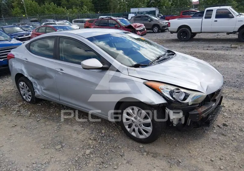 2011 Hyundai Elantra photo