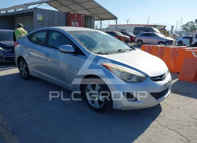 2011 Hyundai Elantra фото