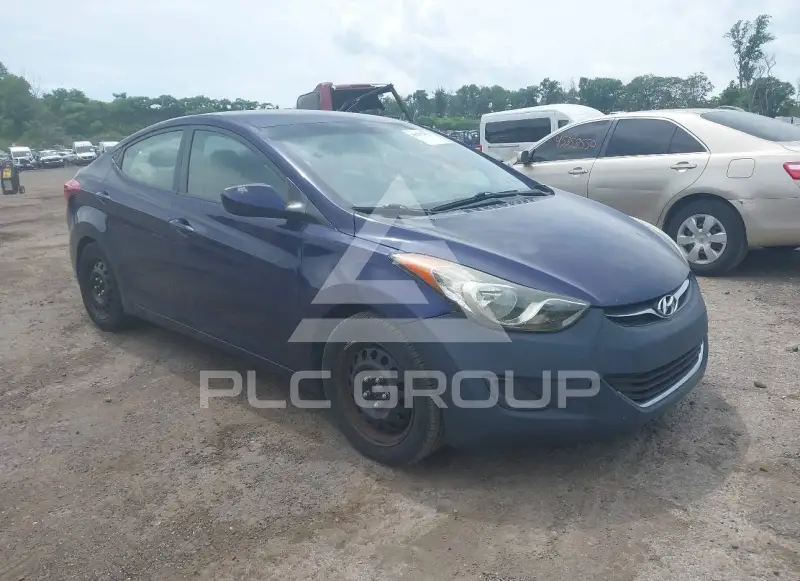 2011 Hyundai Elantra photo